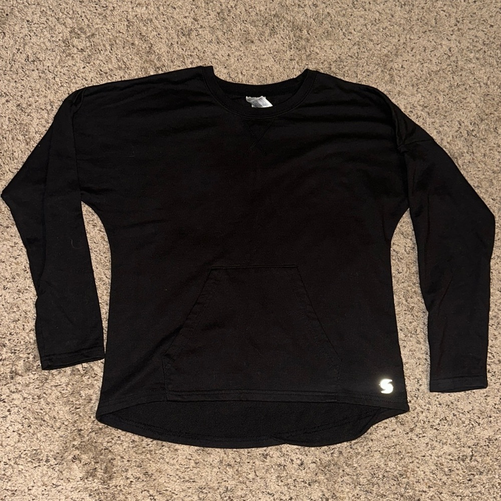 SOFFE long sleeve sweater with hoodie pocket